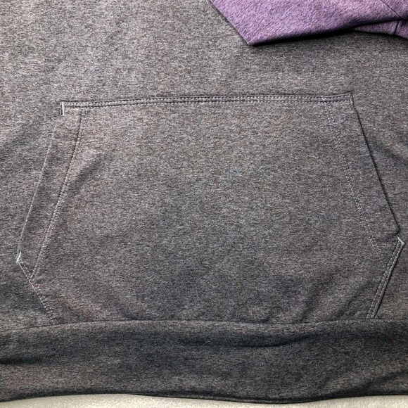 THE NORTH FACE Women's Fave Lite Comfort LFC Pullover Hoodie 
Size (Medium) - Picture 6 of 12